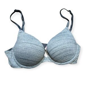 PINK VICTORIA’S SECRET Women's Gray Space Print Wear Everywhere T-Shirt Lightly